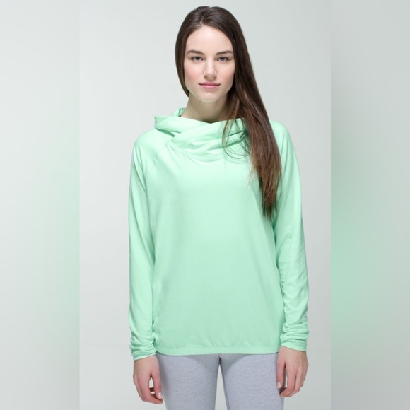 Lululemon Healthy Heart Pullover Fresh Teal, Size 8 - Picture 3 of 10